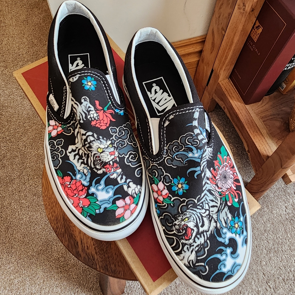 Vans Slip-On Shoes with Tiger and Floral Design